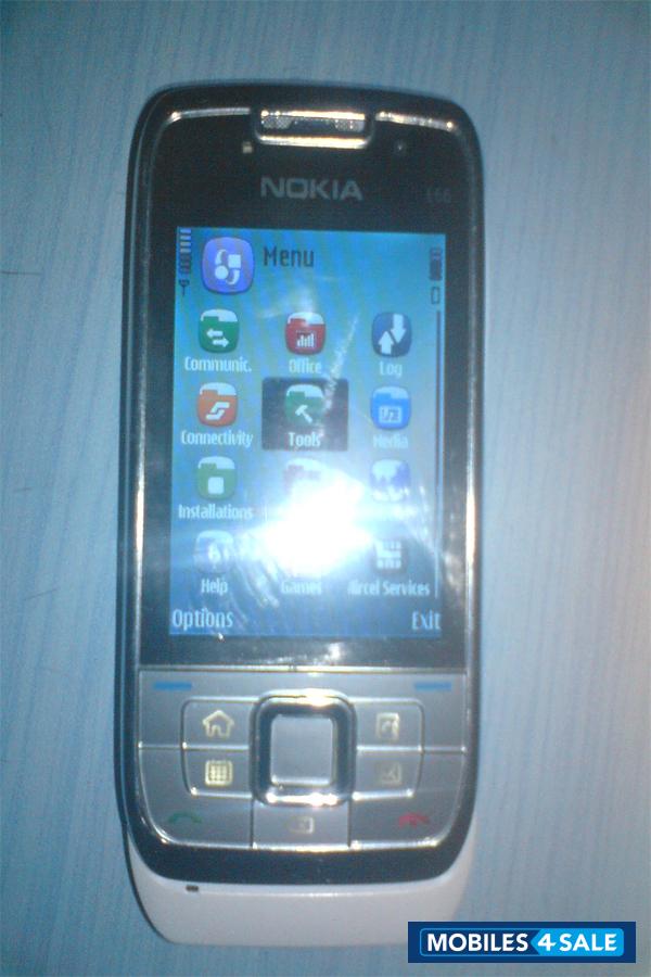 White Nokia E66