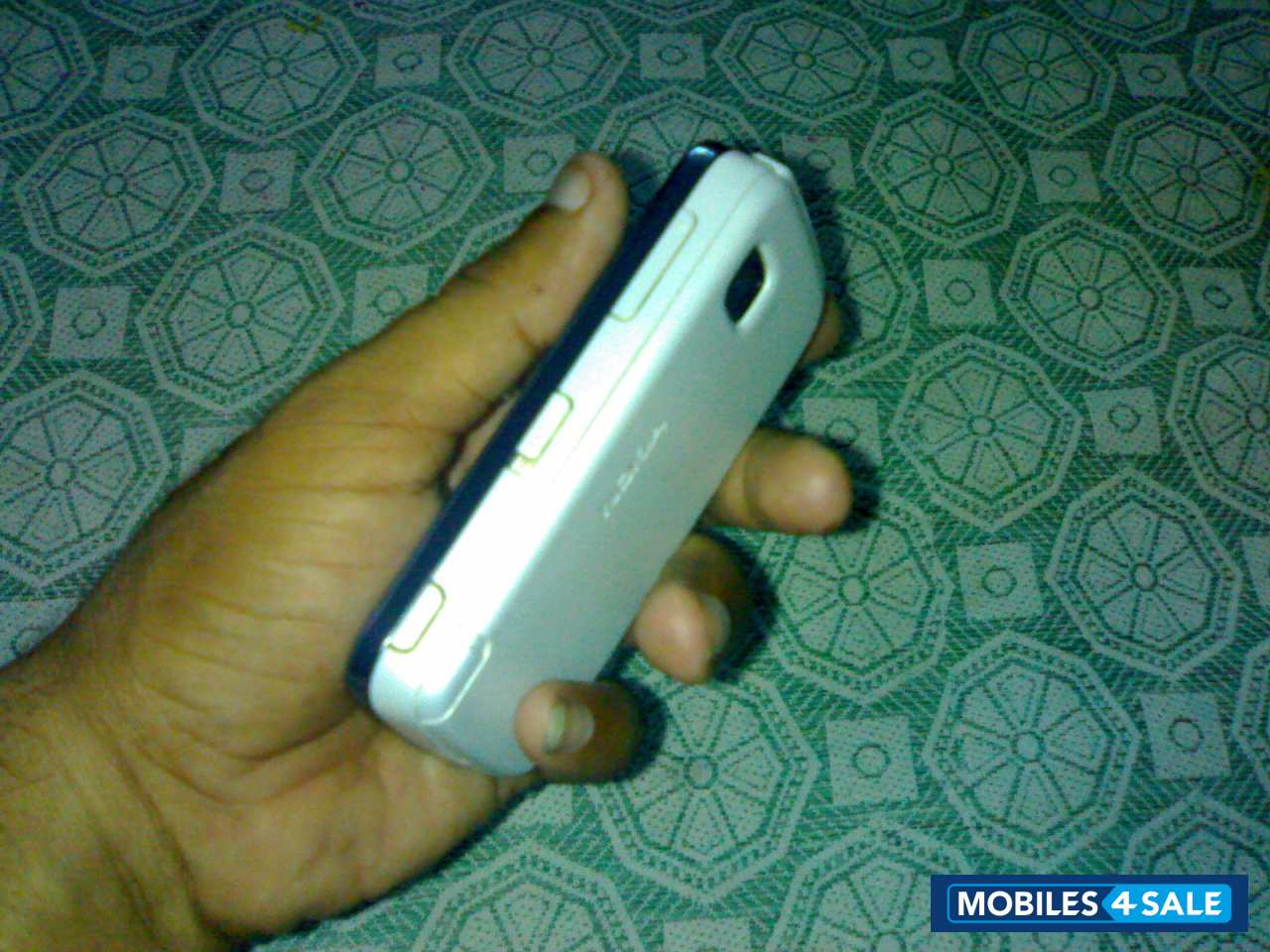 White Nokia XpressMusic 5235