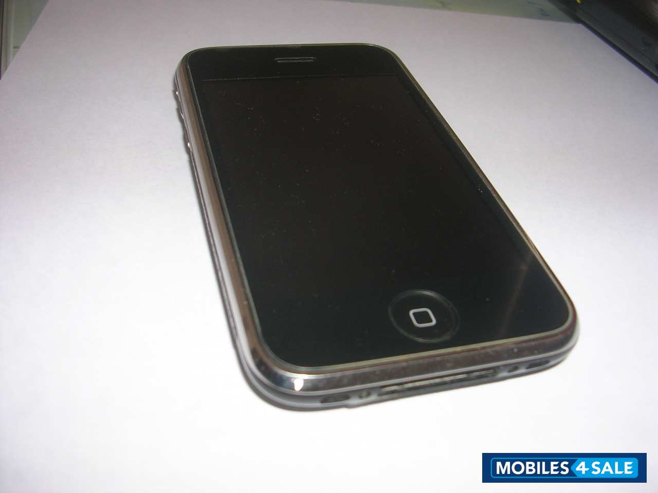 Black Apple iPhone 3GS