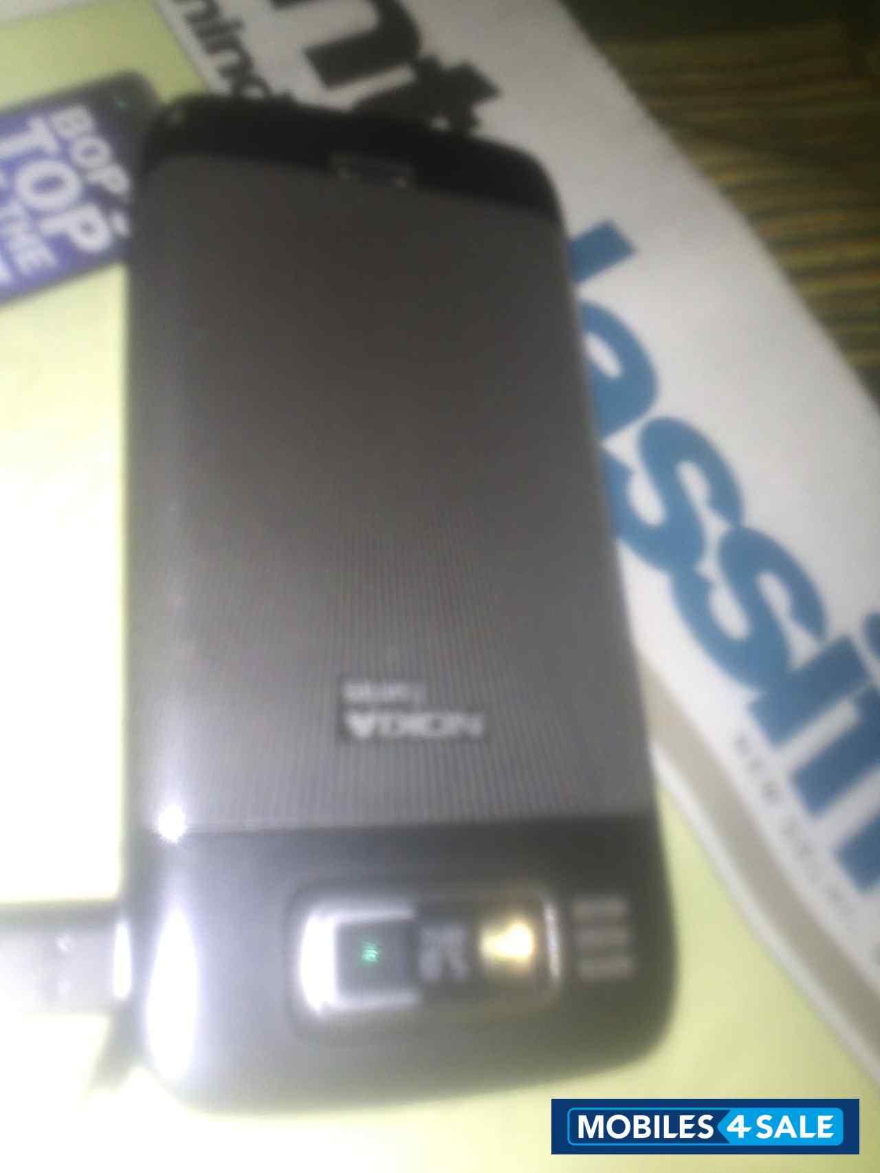 Jet Black Nokia E72