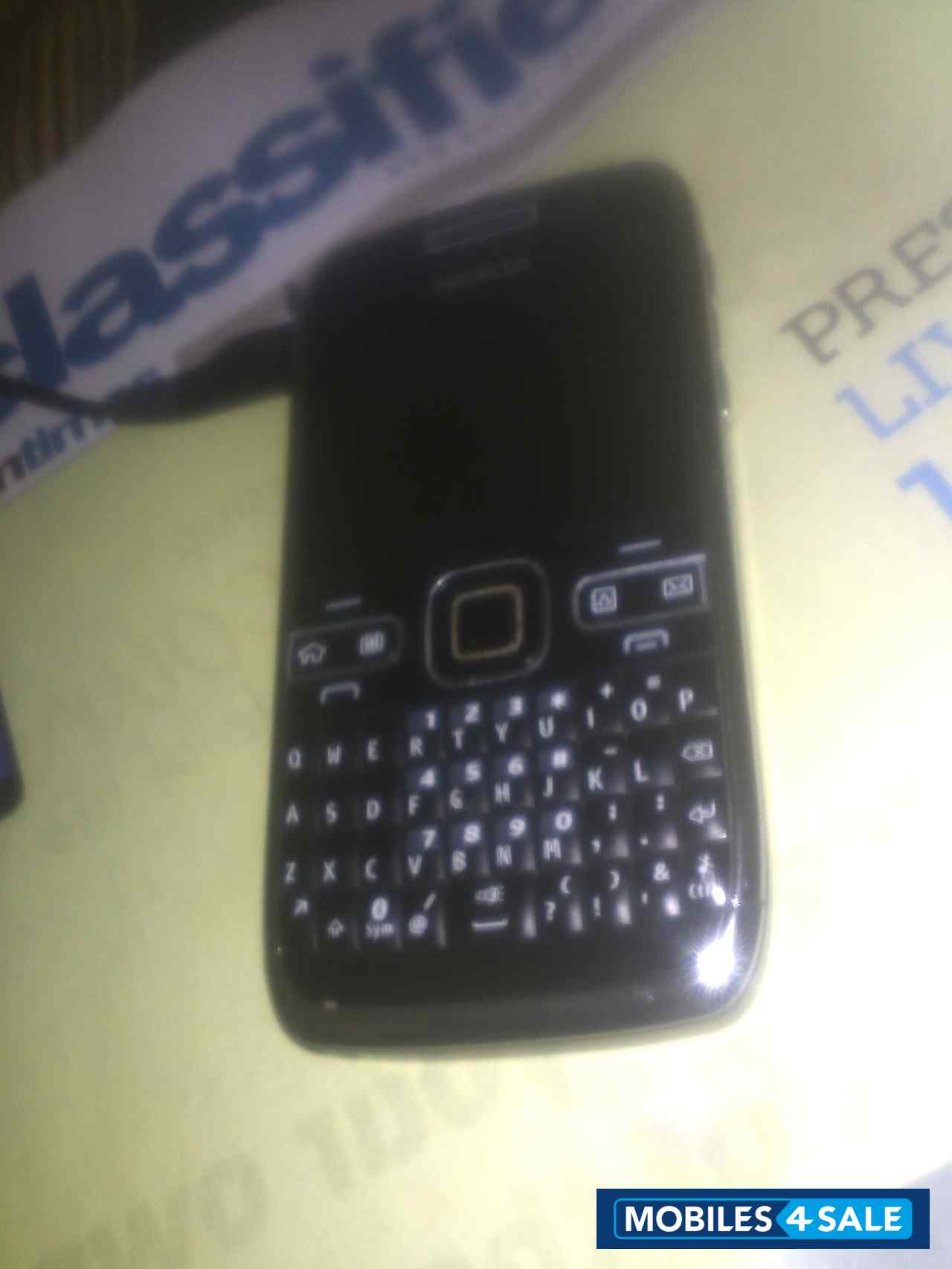 Jet Black Nokia E72