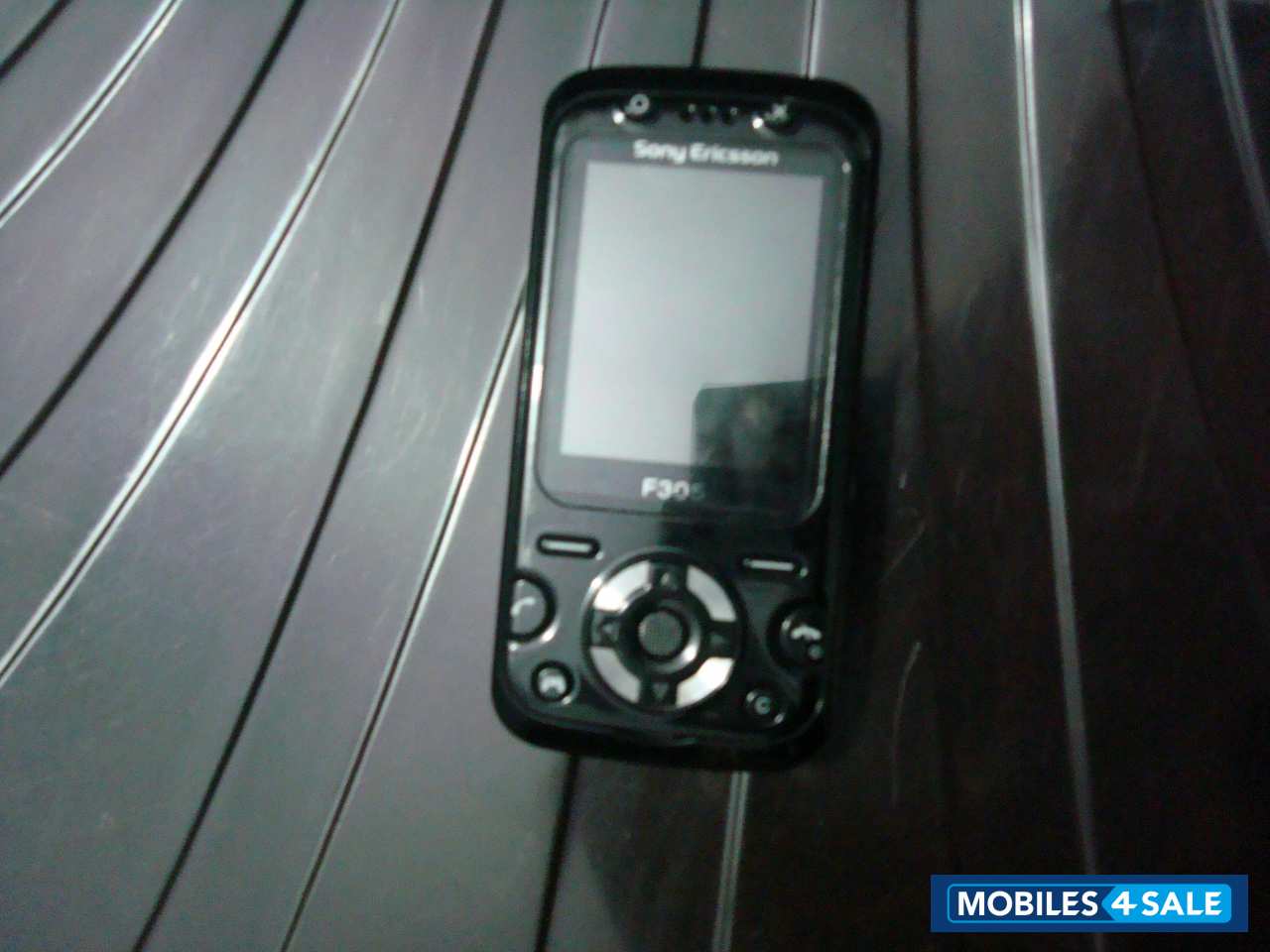 Mystic Black Sony Ericsson F305