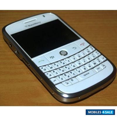 White BlackBerry Bold