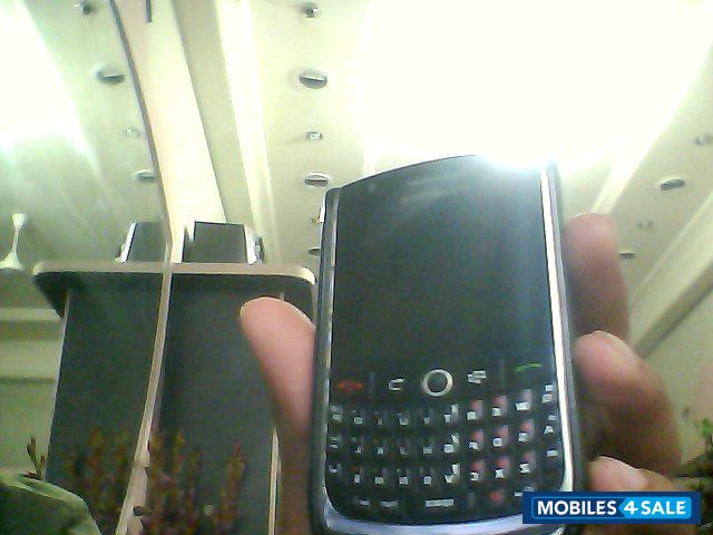 Black BlackBerry Curve 8900