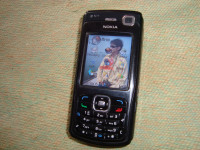 Black Nokia N70 Music Edition