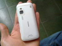 White Nokia C6