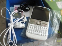 Chalk White Nokia E-series E5