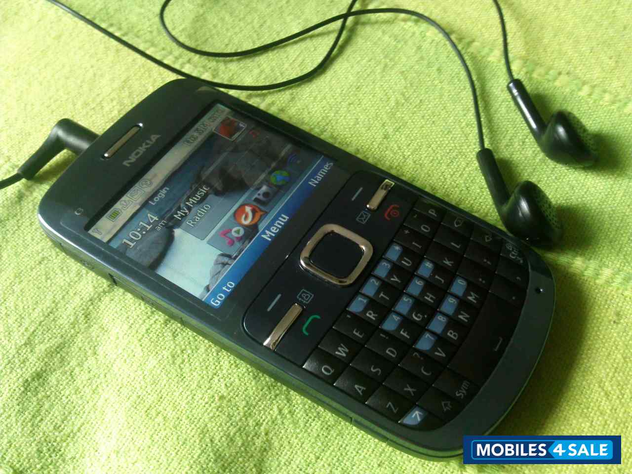 Gray Nokia C3