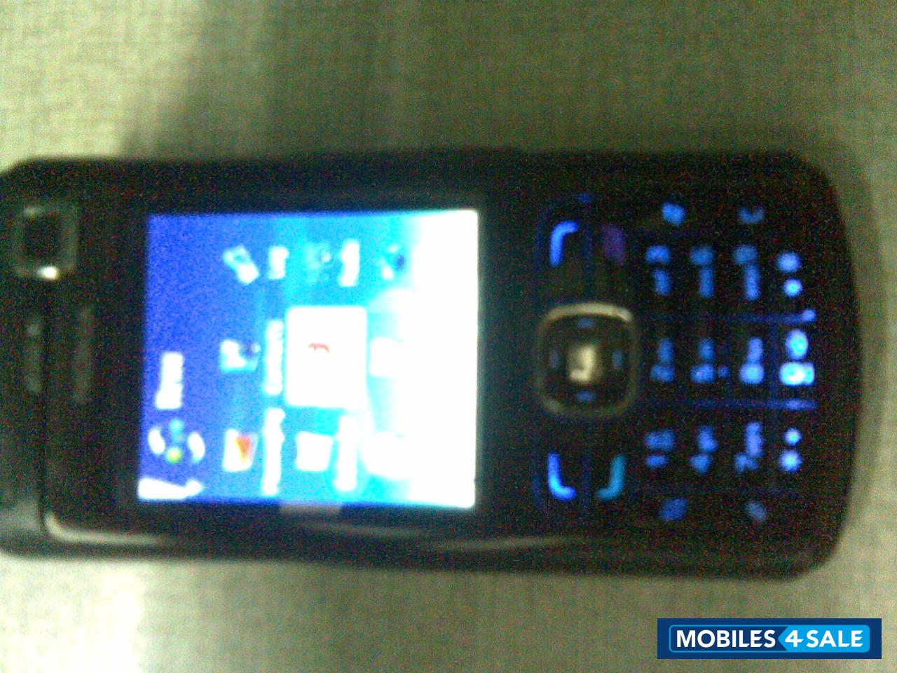 Black Nokia N70 Music Edition