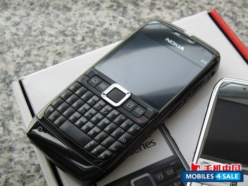 Black Nokia E71