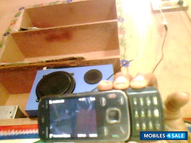 Black Nokia N86