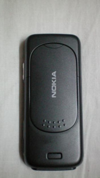 White Nokia N73 Music Edition