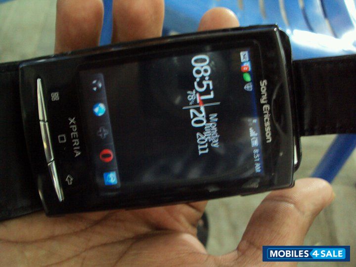 Black Sony Ericsson Xperia X10