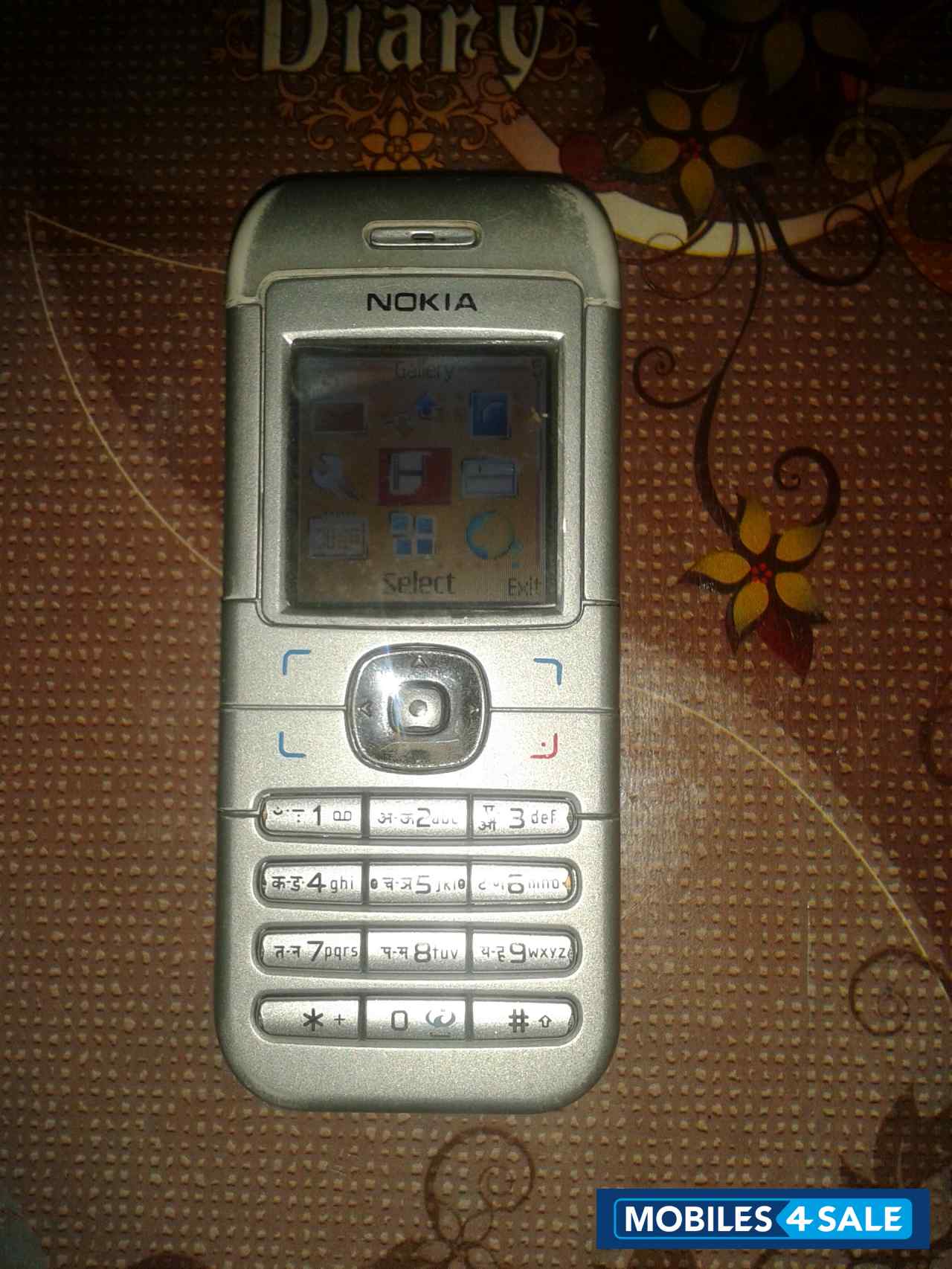 Silver Nokia 6030