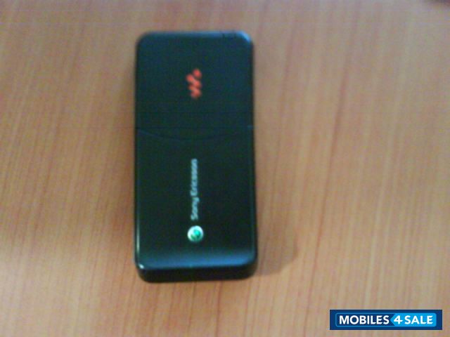 Pearl Black Sony Ericsson W580