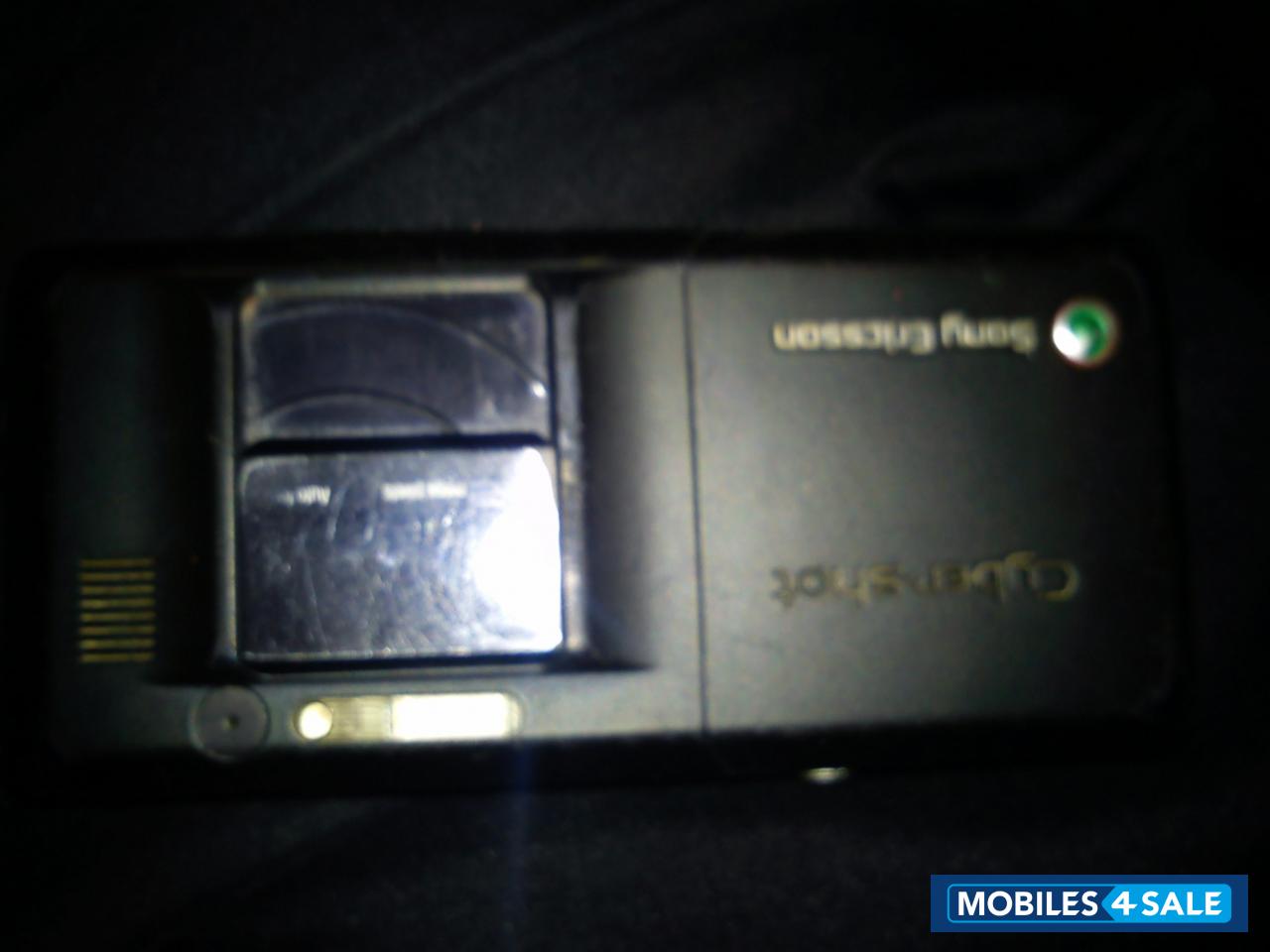 Black Sony Ericsson K810