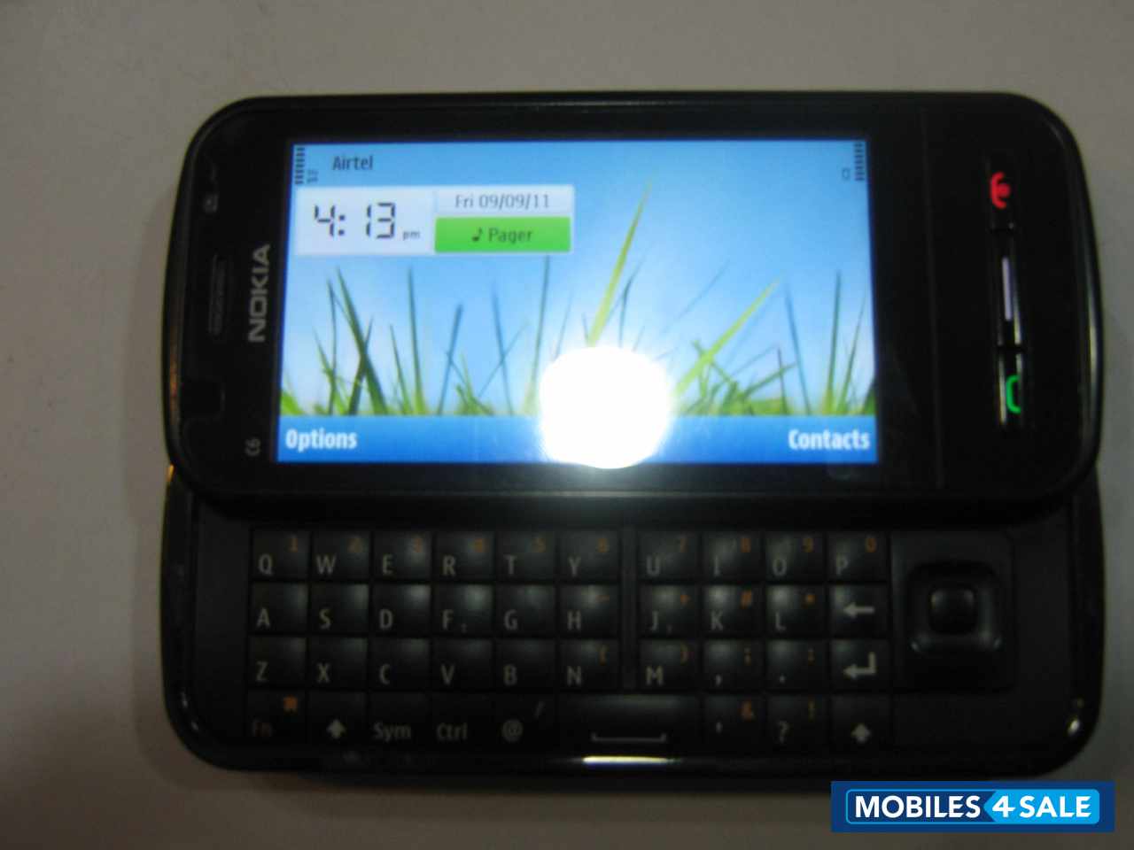 Black Nokia C6