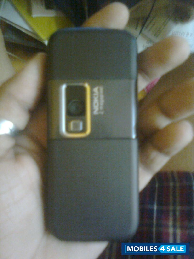 Golden Nokia 6233