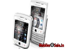 White BlackBerry  torch 2 4g imported from U.S.A.