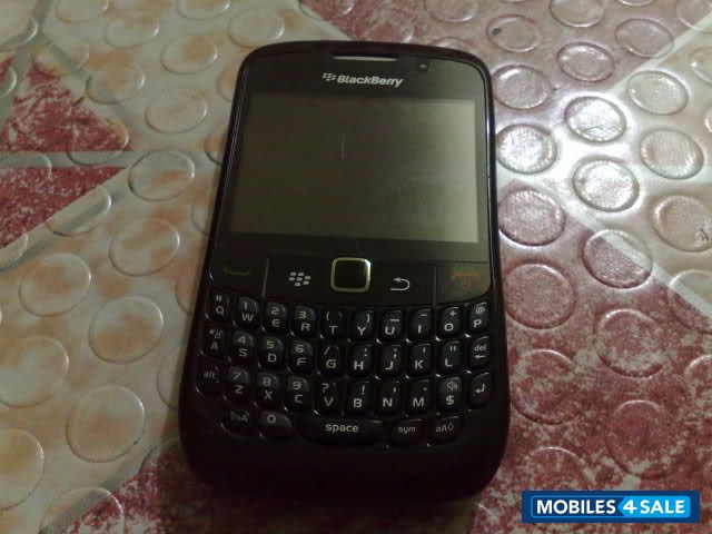 Black BlackBerry Curve 8520