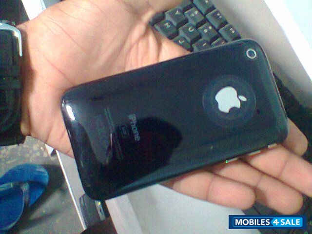 Black Apple iPhone 3GS