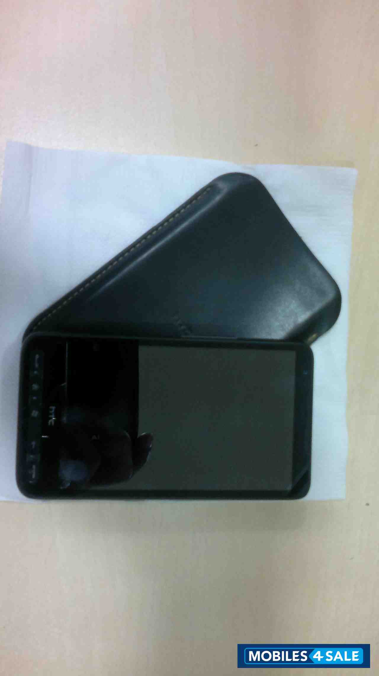 Black HTC HD2