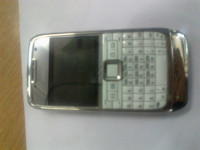 White Nokia E71