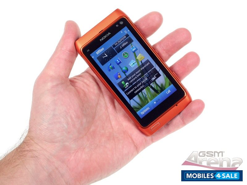 Orange Nokia  N8