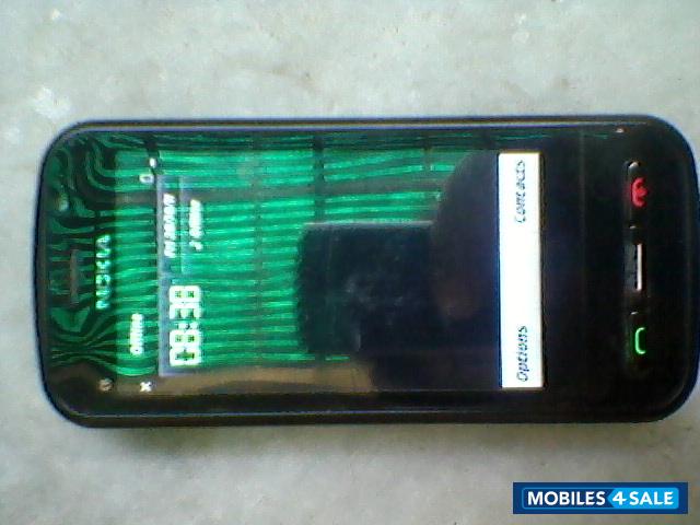 Black Nokia C6