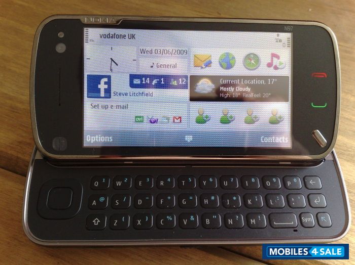 Black Nokia N97