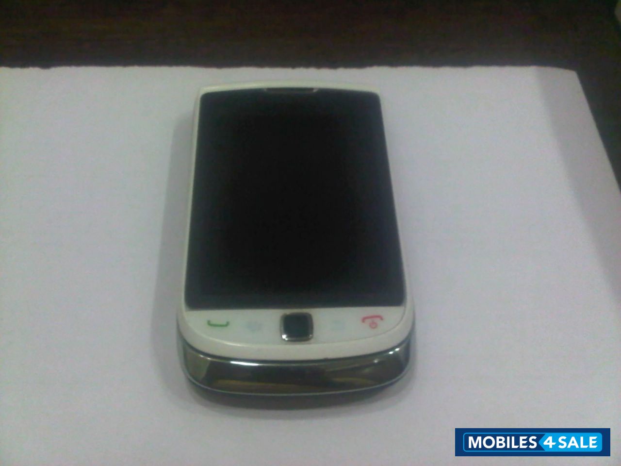 White BlackBerry  9800