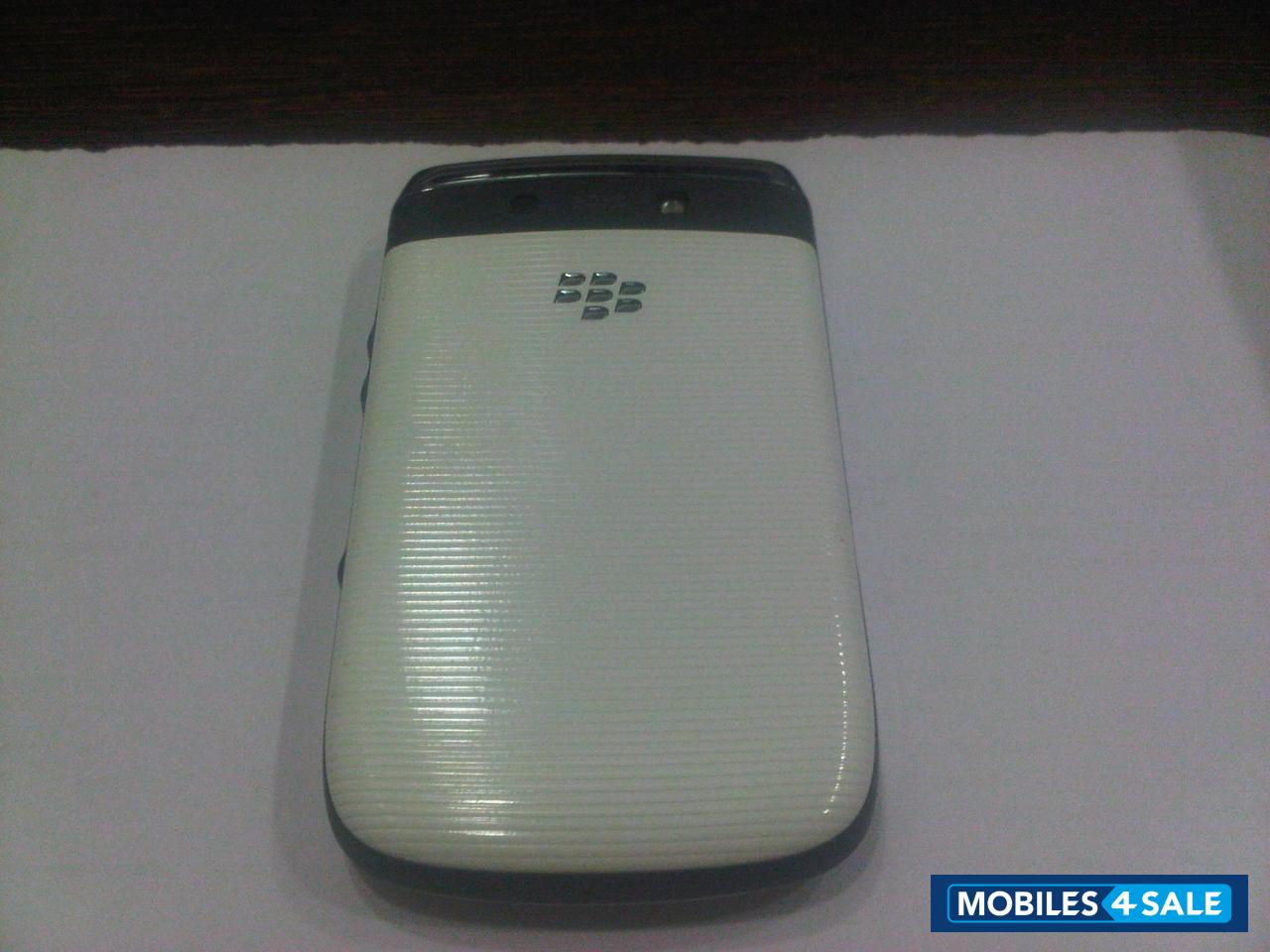 White BlackBerry  9800