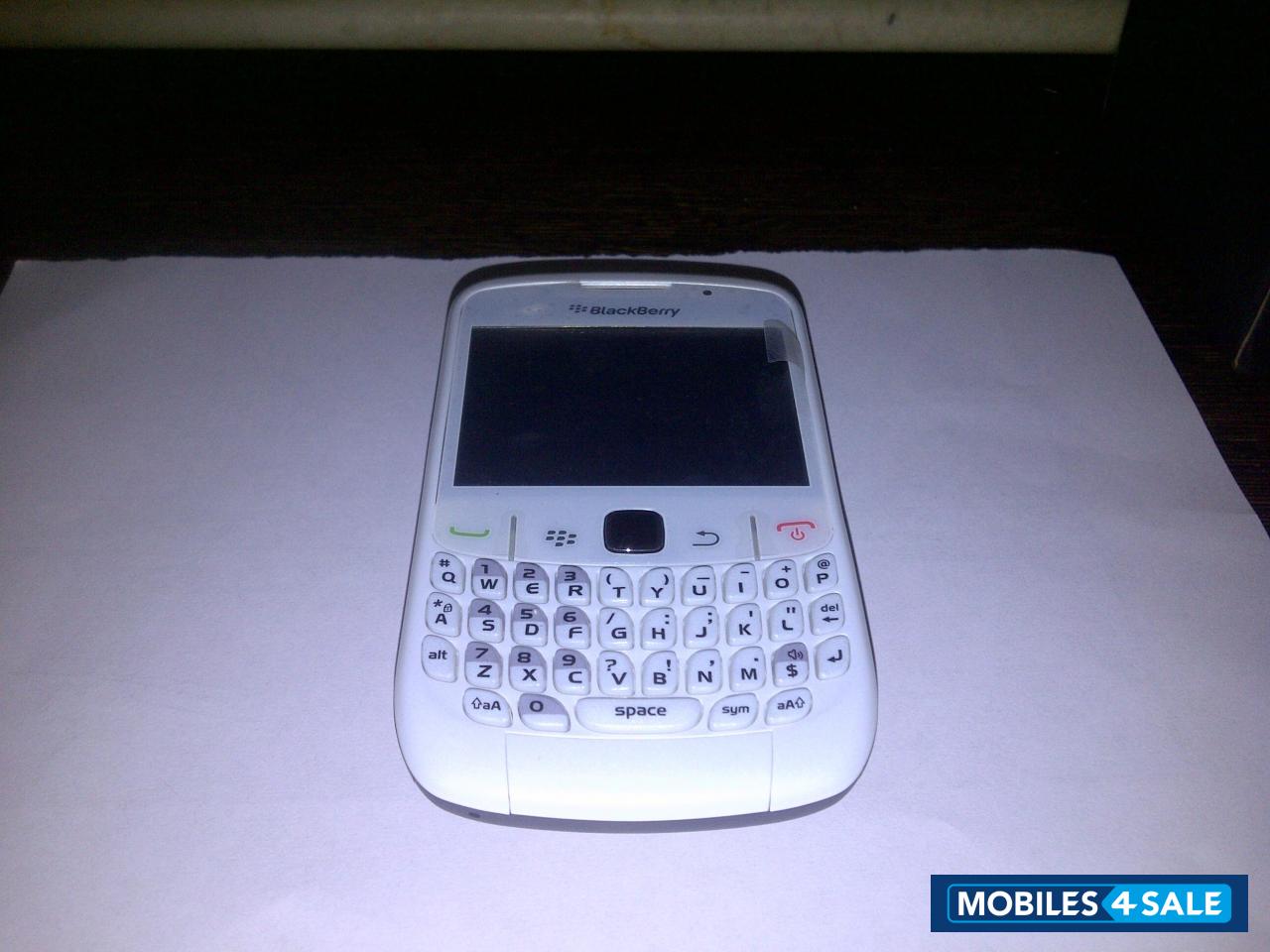 White BlackBerry Curve