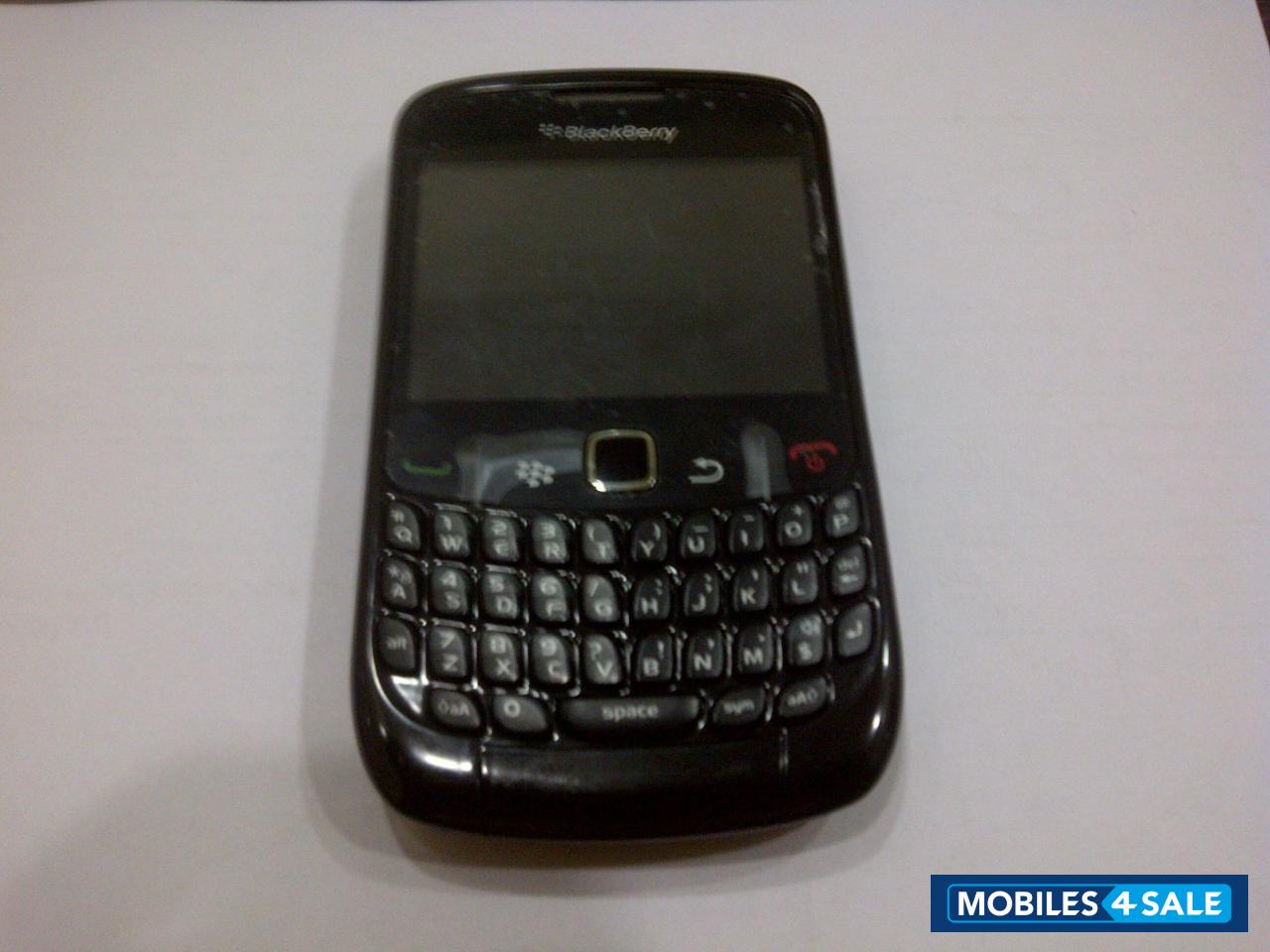 Black BlackBerry Curve 8520