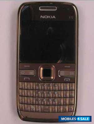 White Nokia E52