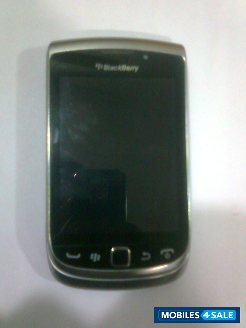 Silver BlackBerry  9810