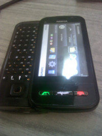 Black Nokia C6