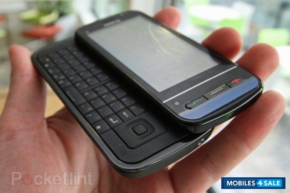 Black Nokia C6