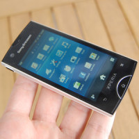 Black Sony Ericsson Xperia Ray