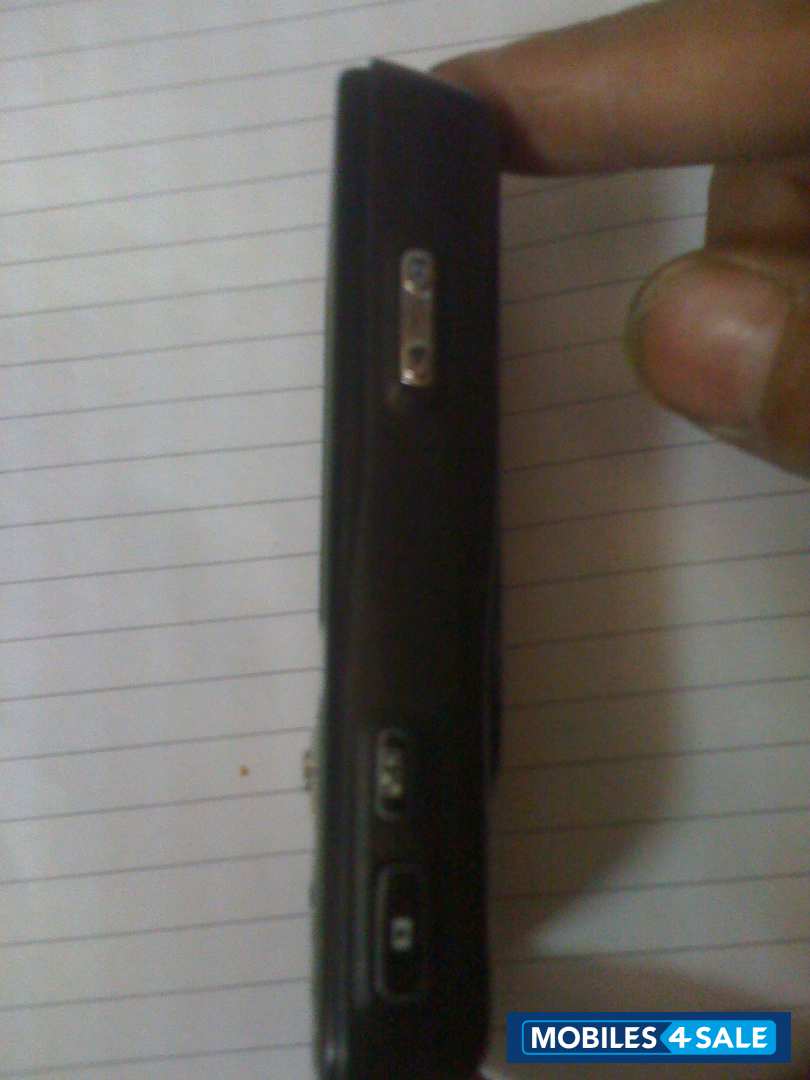 Black Nokia N73