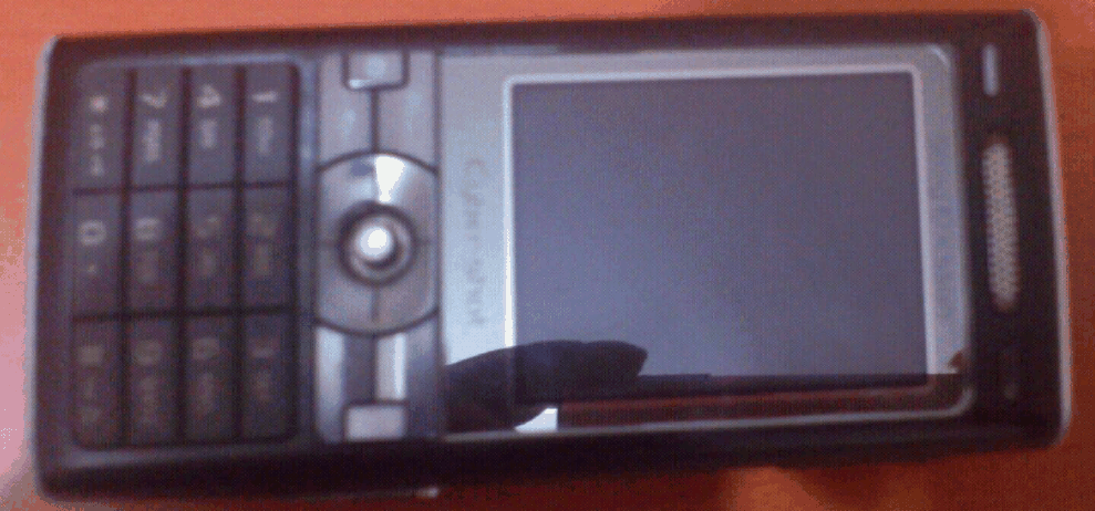 Black Sony Ericsson K790