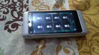 Silver White Nokia N8