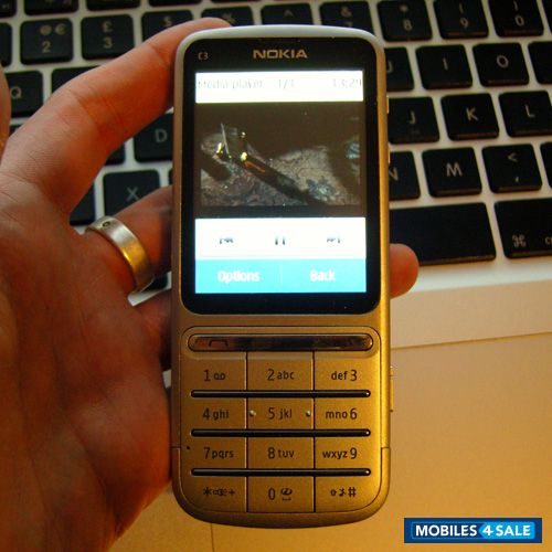 Silver Nokia C3-01