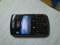 Black BlackBerry Curve 8900