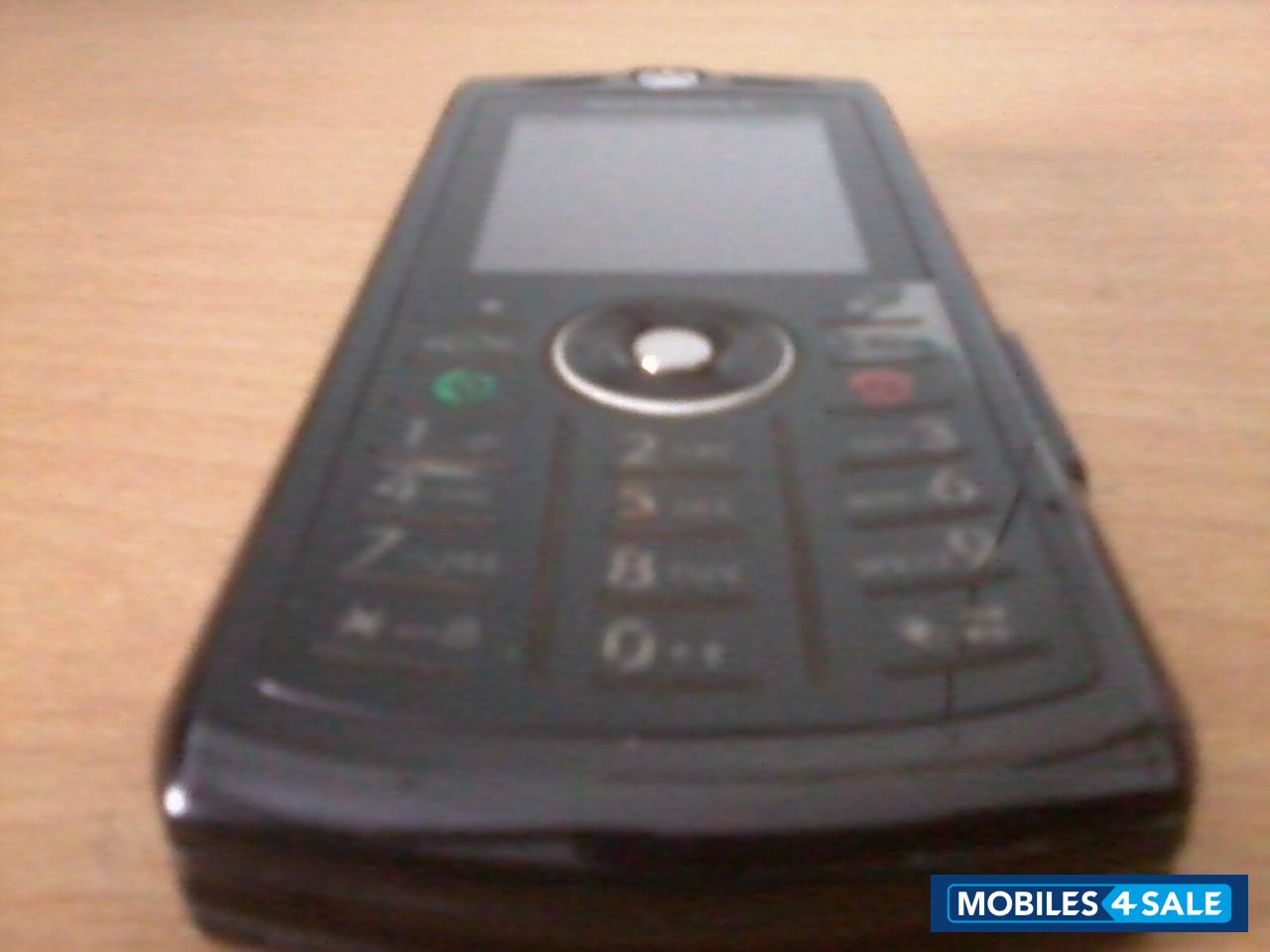 Black Motorola SLVR-L9