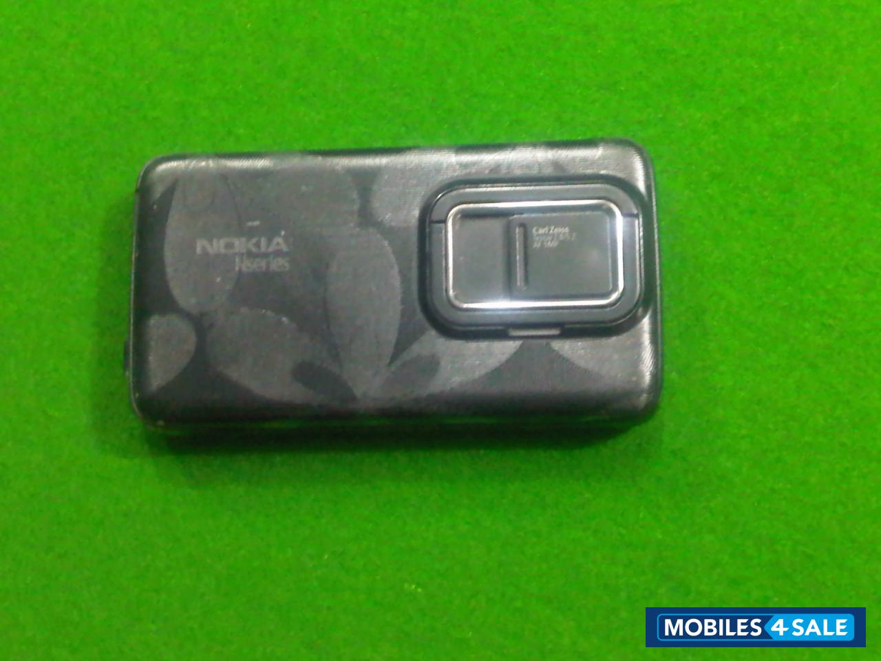 Black Nokia N900