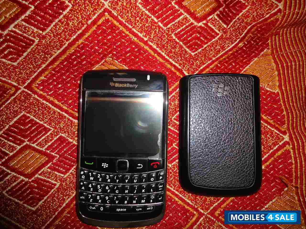 Black BlackBerry Bold