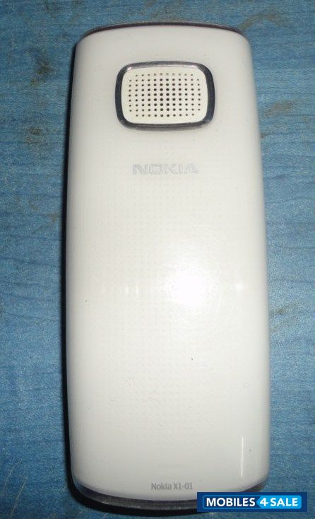 White Nokia X1-01