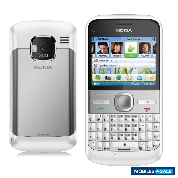 White Nokia E5-00