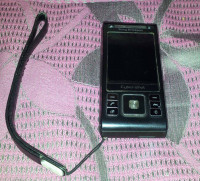 Black Sony Ericsson C905